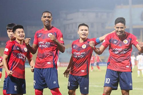 Tin nóng thể thao tối 15/4: Ngôi sao bóng chuyền nữ Việt Nam lên bàn mổ; CAHN làm điều bất ngờ cho CĐV