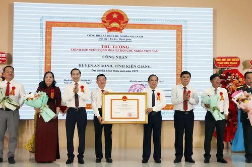 Huyện An Minh (Kiên Giang) đạt chuẩn nông thôn mới