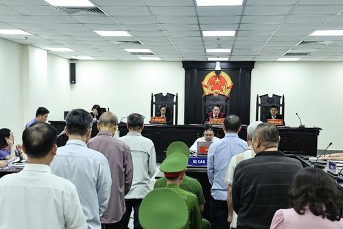 Cựu Tổng Giám đốc Tổng công ty Chè Việt Nam bị đề nghị mức án 11-12 năm tù