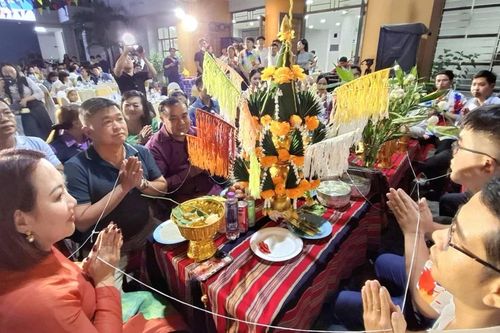 Tổ chức Lễ hội Tết cổ truyền Lào và Campuchia cho sinh viên nước bạn đang học tập tại TPHCM