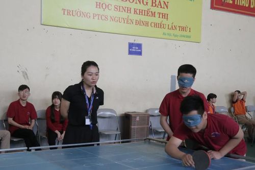 Độc đáo giải bóng bàn cho học sinh khiếm thị