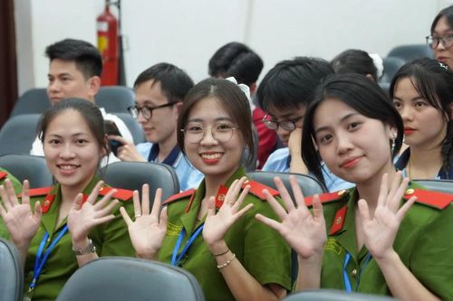 45 trường đại học tham gia Olympic Hóa học Sinh viên toàn quốc