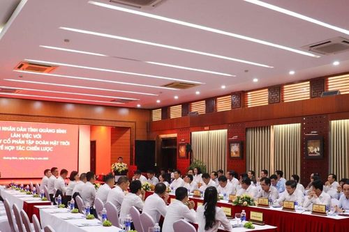 Tỉnh Quảng Bình và CTCP Tập đoàn Mặt Trời ký kết bản ghi nhớ hợp tác chiến lược
