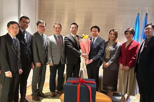 Chung vui Tết cổ truyền của Lào và Campuchia tại New York