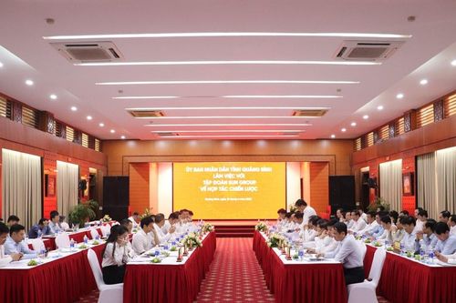 Quảng Bình hợp tác cùng Sun Group khai phá tiềm năng du lịch quốc tế
