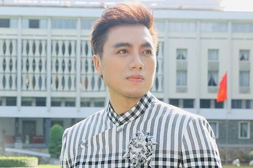 'Sao Mai' Dương Quốc Hưng xúc động ngợi ca tổ quốc, tôn vinh TPHCM