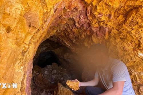 Quản lý, khai thác khoáng sản ở các địa phương: Có nhiều yếu tố bất thường