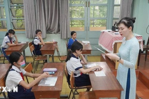 Trường THCS Cầu Giấy tuyển 440 chỉ tiêu lớp 6, bỏ điểm điều kiện