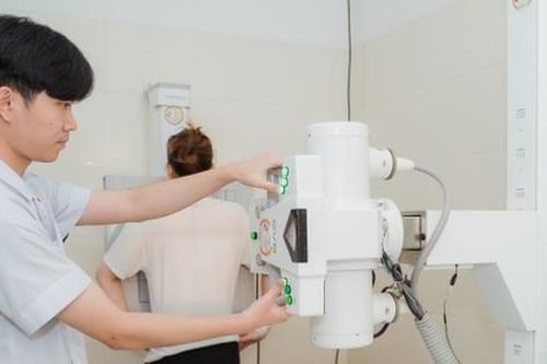 Năm 2024 lỗ đậm, Bệnh viện Việt Mỹ tiếp tục hụt vốn