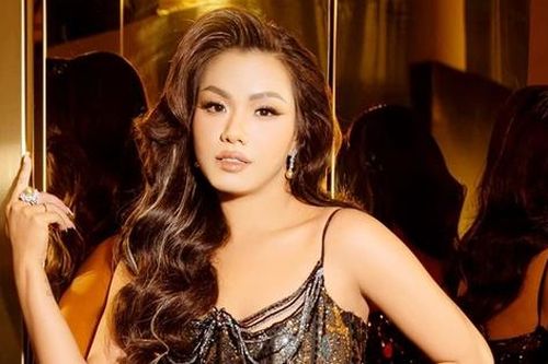 Phương Vy ngã đập mặt xuống sàn, cú ngã mạnh khiến khán giả bất ngờ