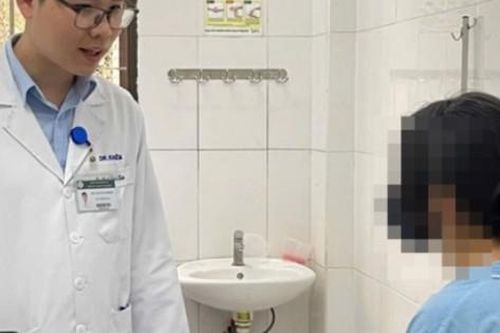 Nữ sinh trầm cảm, định tự vẫn vì thấy bố mẹ yêu chiều em hơn