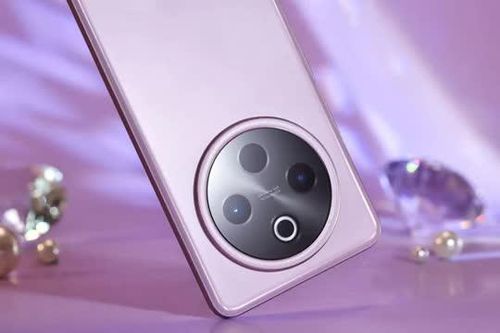 Smartphone chip Snapdragon 7s Gen 3, RAM 12 GB, pin 7.300mAh, sạc 90W, màn hình 'chất' hơn iPhone 16, giá rẻ bất ngờ