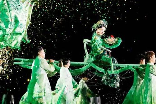 'Chị đẹp concert': Đêm thăng hoa của 48 nữ nghệ sĩ, lan tỏa khí chất phụ nữ Việt