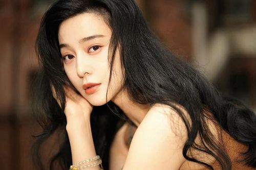 Phạm Băng Băng 'cưa sừng làm nghé'