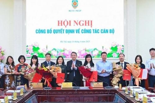 Nhân sự 14/4: Bộ Tư pháp bổ nhiệm lãnh đạo cục, vụ