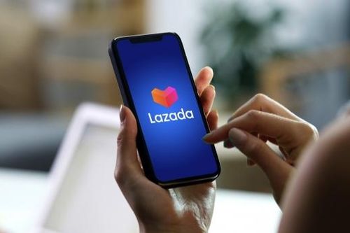 Lazada hỗ trợ nhà bán hàng chuyển đổi số bằng AI