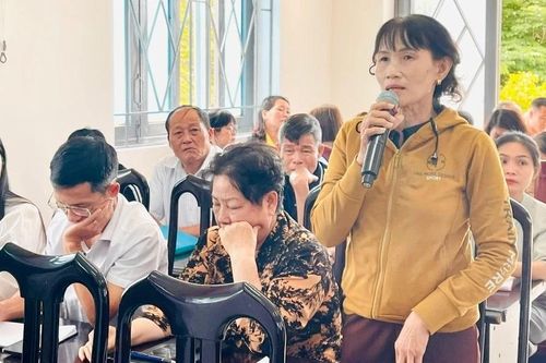 Đoàn đại biểu Quốc hội tỉnh Gia Lai tiếp xúc cử tri tại thị xã An Khê