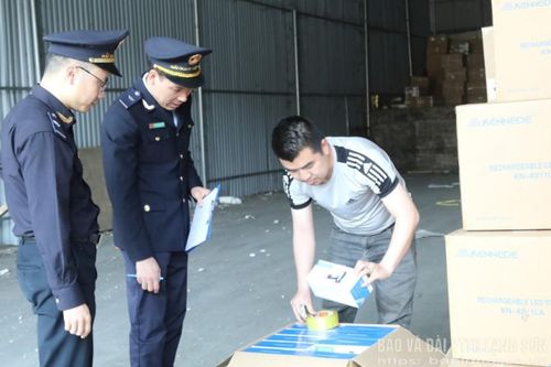 Cán bộ Hải quan khu vực VI thích ứng nhanh sau sáp nhập