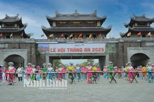 Chú trọng truyền thông văn hóa tạo đà cho du lịch, dịch vụ, công nghiệp văn hóa phát triển