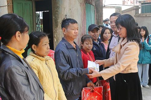 Tình người 'xóm chạy thận'