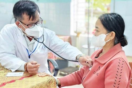 Thu hẹp khoảng cách khám, chữa bệnh