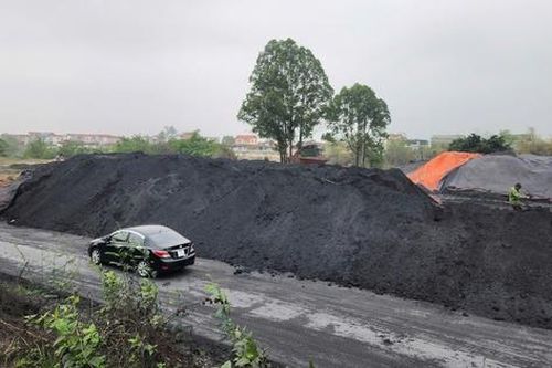 Bắc Giang: Xử phạt bãi than gây ô nhiễm sau phản ánh của Báo Xây dựng
