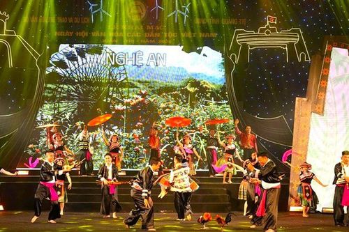 Chuỗi hoạt động chào mừng Ngày Văn hóa các dân tộc Việt Nam tại Nghệ An