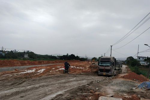 Xe tải 'cày xới' đường tỉnh 166 tại Yên Bái: Cơ quan chức năng lên tiếng