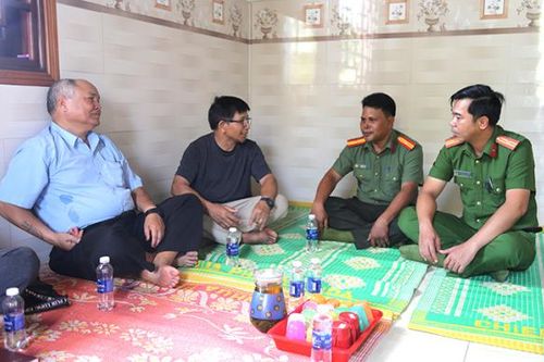 Niềm hạnh phúc khi thấy sự phát triển của đất nước