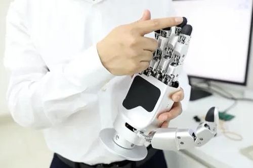 'Da điện tử' giúp robot cảm nhận như con người