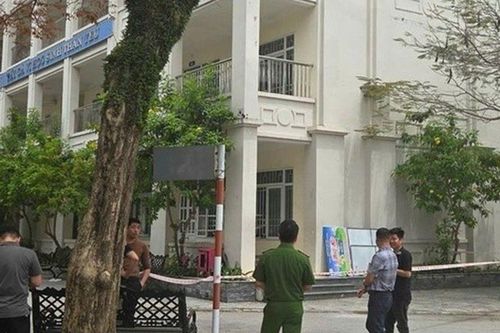 Phẫu thuật cho nữ sinh chấn thương sọ não vì lan can tầng 4 rơi xuống sân trường