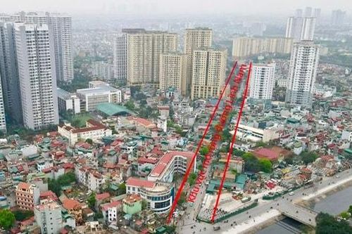 Toàn cảnh đường Lĩnh Nam (quận Hoàng Mai) trước ngày nâng cấp mở rộng