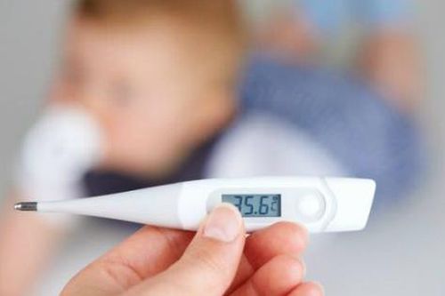 Hạ thân nhiệt ở trẻ sơ sinh: Nguyên nhân, biểu hiện, cách điều trị và phòng bệnh