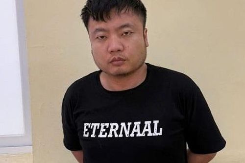 Người nước ngoài nhập cảnh trái phép đi lang thang tại Hà Nội