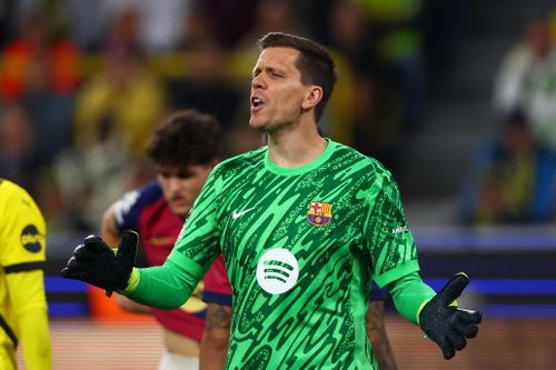 Kỳ tích của Szczesny bị chặn đứng