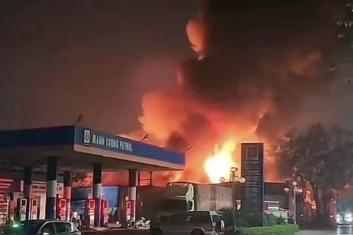 Hà Nội: kiểm tra thông tin phản ánh xưởng băng keo cạnh cây xăng không đảm bảo phòng cháy