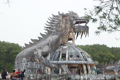 Bị bỏ hoang, hồ Thủy Tiên đang thành điểm đến cộng đồng
