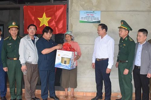 Điện Biên: Nghìn tấm lòng xây mái ấm vùng biên
