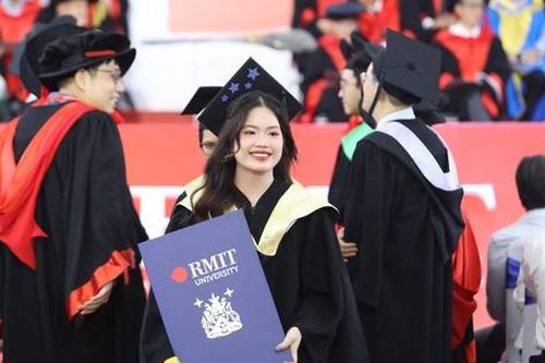 Lễ tốt nghiệp lớn nhất đánh dấu 25 năm RMIT lớn mạnh cùng Việt Nam