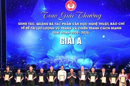 Trao giải 208 tác phẩm viết về lực lượng vũ trang, chiến tranh cách mạng