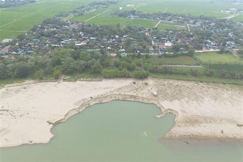 Doanh nghiệp khai thác ngoài ranh giới