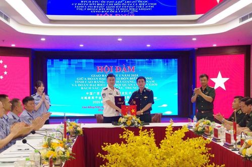 Hội đàm giữa 12 đồn Biên phòng thuộc BĐBP Cao Bằng, Hà Giang với Chi đội Quản lý Biên giới Bách Sắc, Quảng Tây, Trung Quốc
