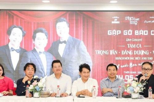 Tam ca nhạc đỏ kể chuyện ký ức trong liveshow 'Đất nước trọn niềm vui'