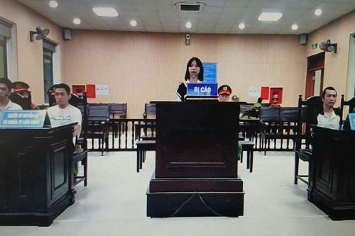 Lãnh 17 năm tù về tội 'mua bán người'