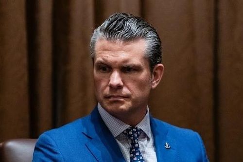 Ông Hegseth nói Trung Quốc có thể đánh chìm cả hạm đội Mỹ trong 20 phút