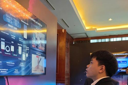 Năm 2025 đánh dấu sự khởi đầu của kỷ nguyên AI di động