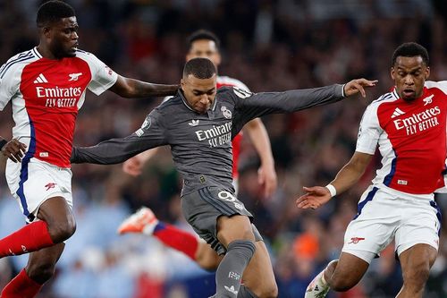 Real Madrid đấu Arsenal: Mbappe quyết học Ronaldo tạo phép màu
