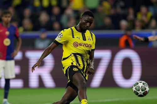 Tin tức về chuyển nhượng 16/4: MU ký Guirassy, Chelsea lấy Kounde