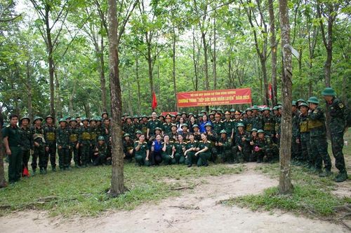 Viện kiểm sát Quân sự khu vực 73 tham gia chương trình 'Tiếp sức mùa huấn luyện' năm 2025