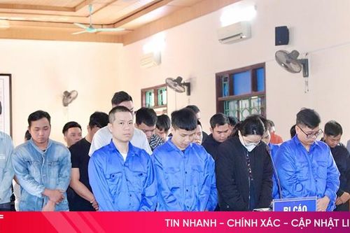 Tòa án Hà Tĩnh tuyên 27 bị cáo vụ tổ chức, đánh bạc xuyên quốc gia